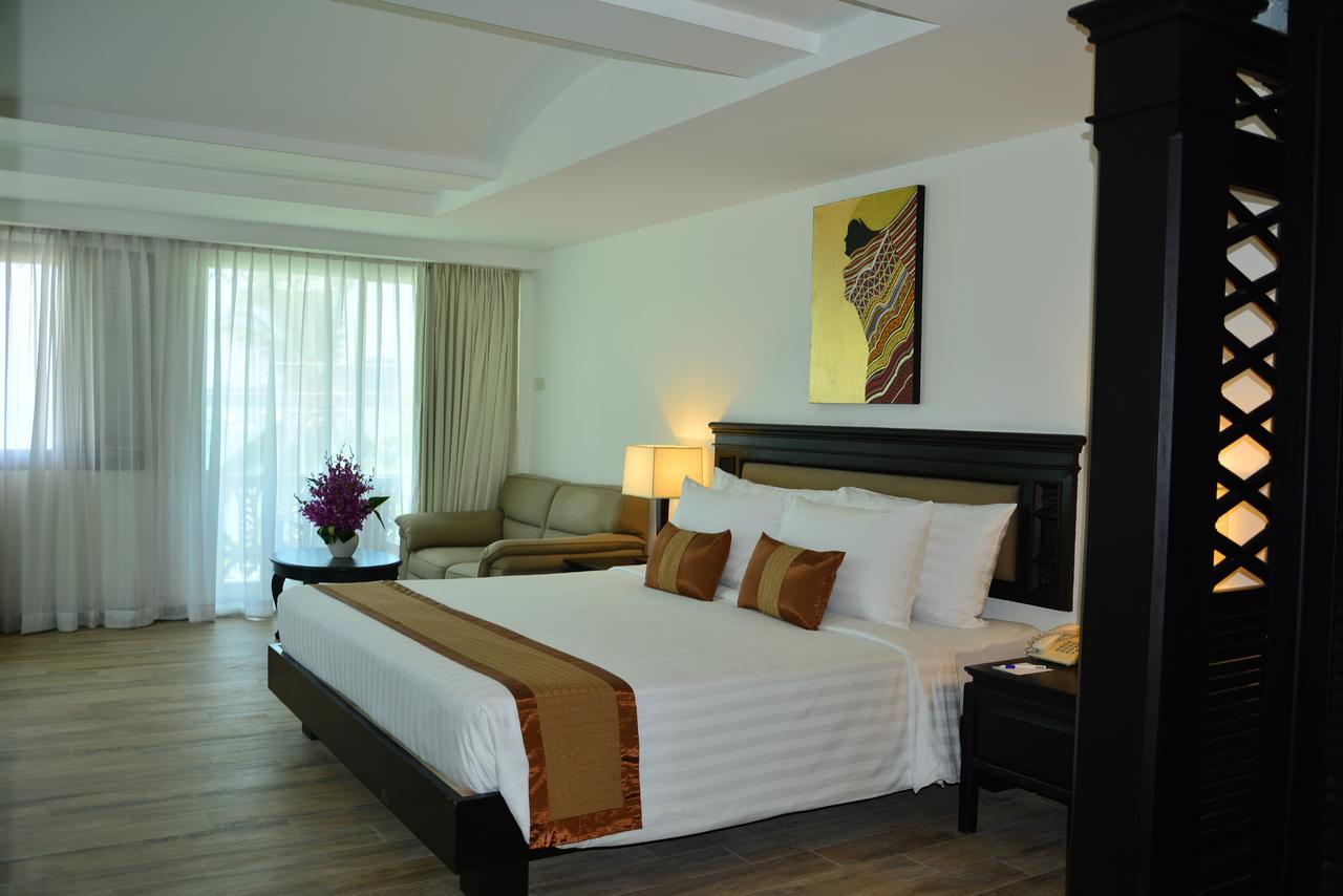 Pride Beach Resort - Adults Only Patong Bagian luar foto