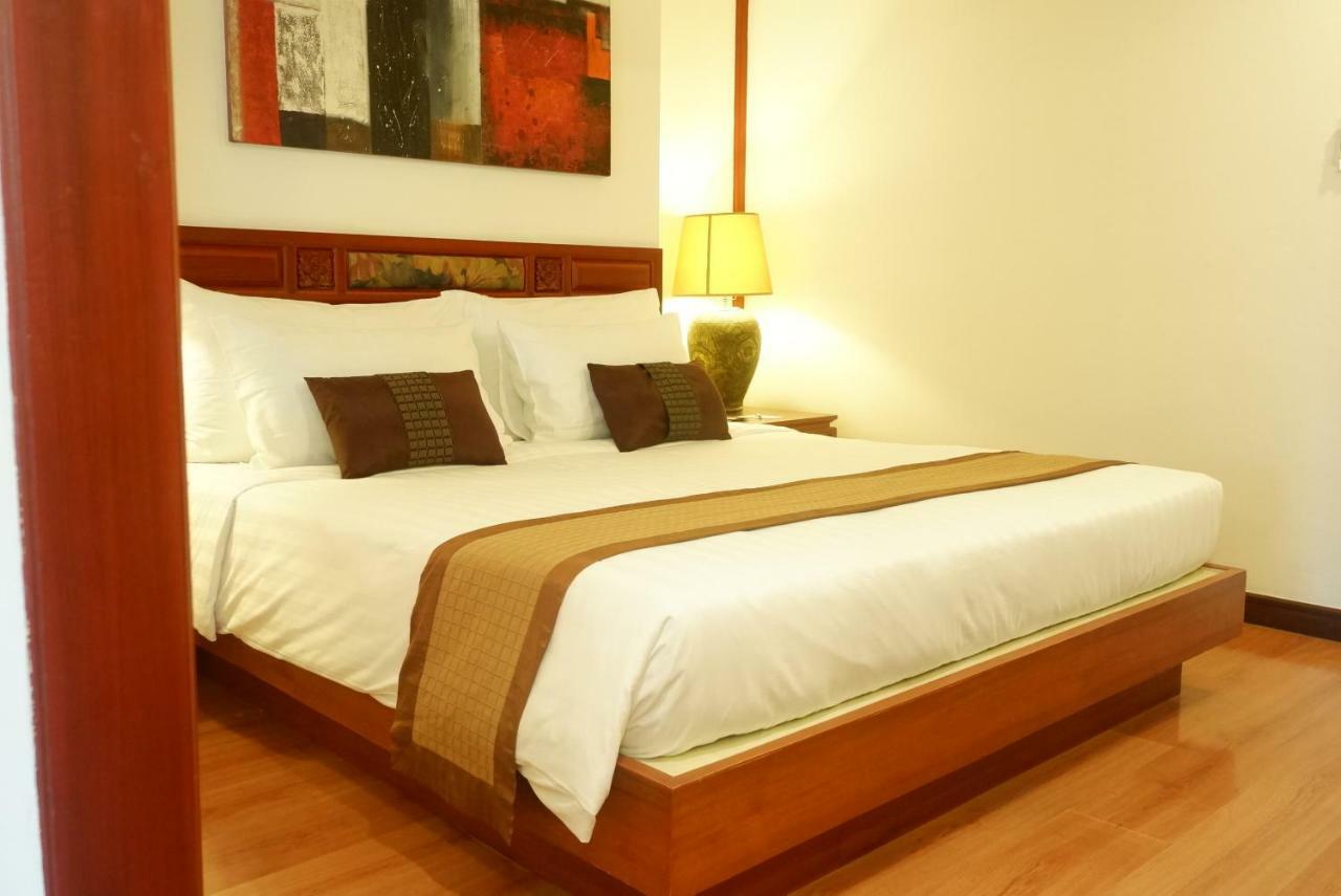 Pride Beach Resort - Adults Only Patong Bagian luar foto