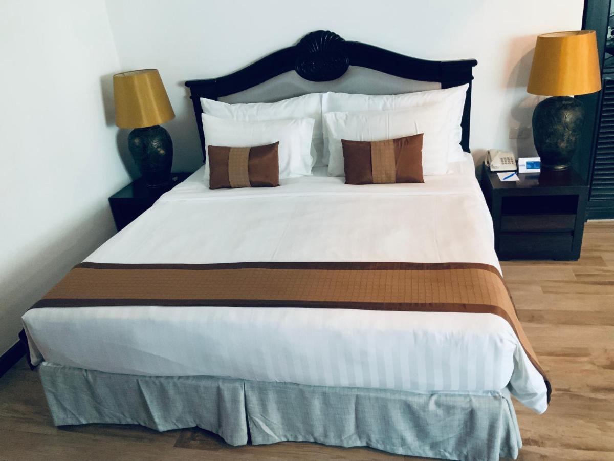 Pride Beach Resort - Adults Only Patong Bagian luar foto