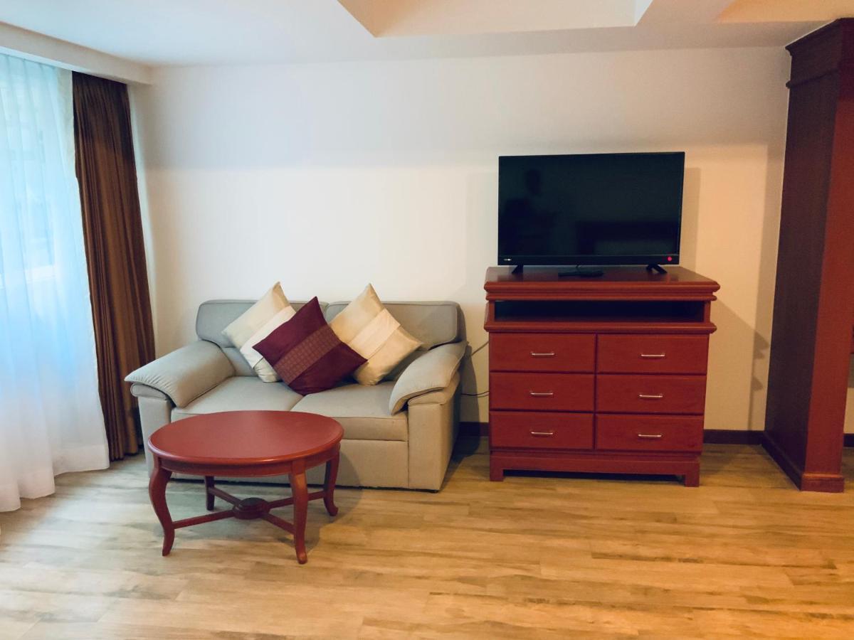 Pride Beach Resort - Adults Only Patong Bagian luar foto