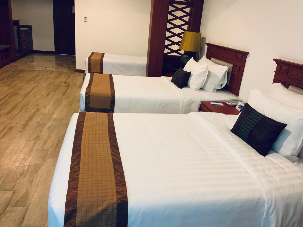 Pride Beach Resort - Adults Only Patong Bagian luar foto